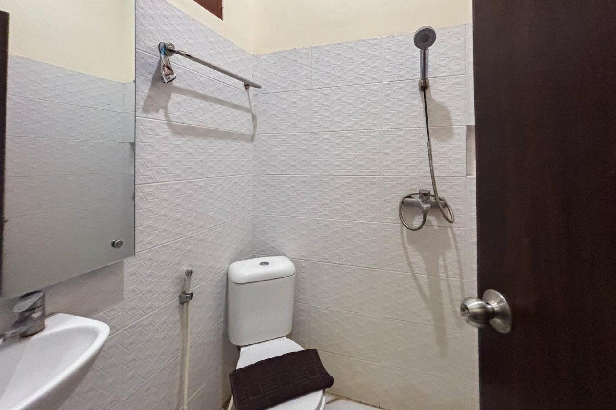 Urbanview Alfiya Hotel Lampung 班达楠榜 外观 照片