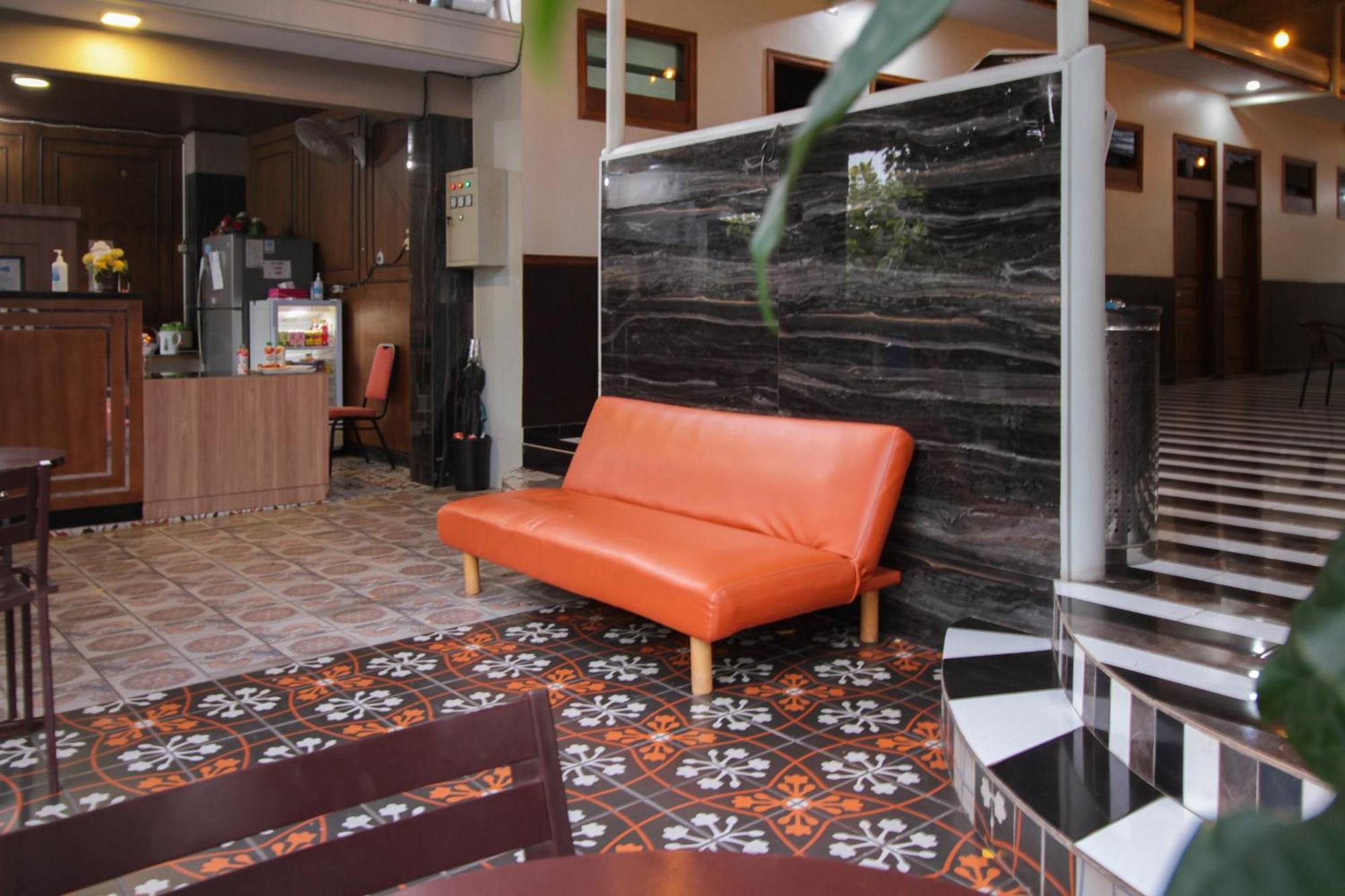 Urbanview Alfiya Hotel Lampung 班达楠榜 外观 照片